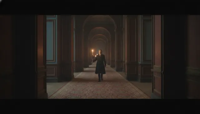 Kubrick Symmetrical look sample - Director Aesthetic - 1970s